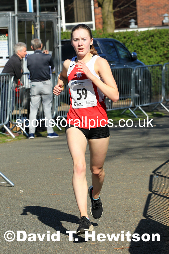 Womens Under-17s 5k, 2022 Northern 12 and 6 Stage Road Relays,  Birkenhead Park, Birkenhead, Wirral.  Photo: David T. Hewitson/Sports for All Pics
